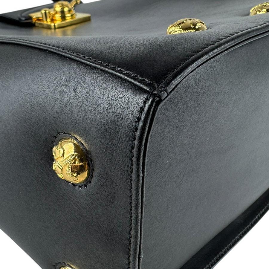 サルヴァトーレフェラガモ Salvatore Ferragamo ショルダーバッグ