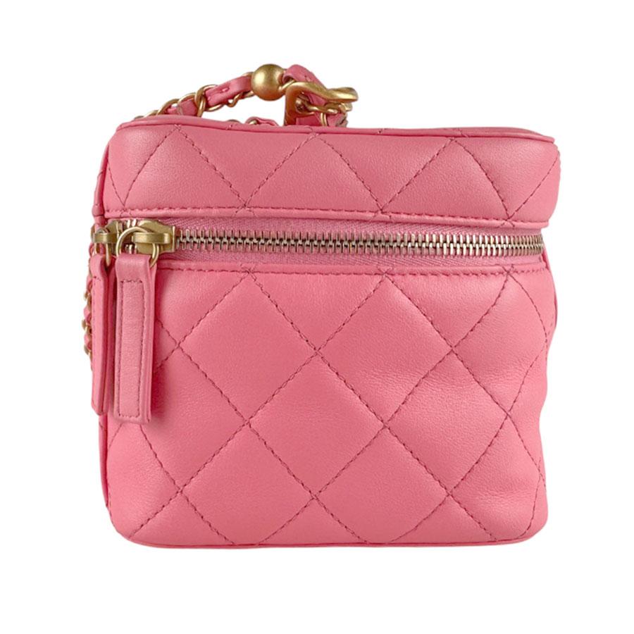 CHANEL ショルダーバッグ ピンク CHANEL（シャネル） ショルダーバッグ レザー ピンク : ブランド