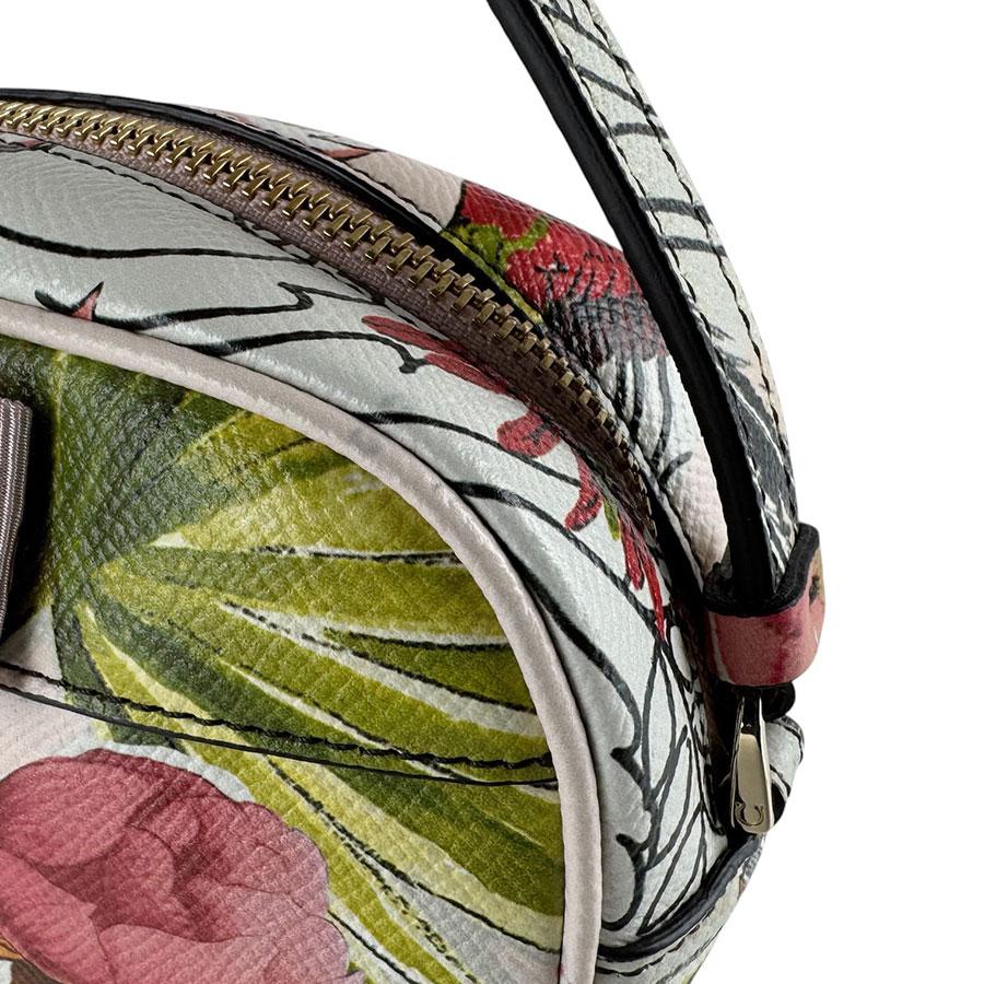 サルヴァトーレフェラガモ Salvatore Ferragamo ショルダーバッグ