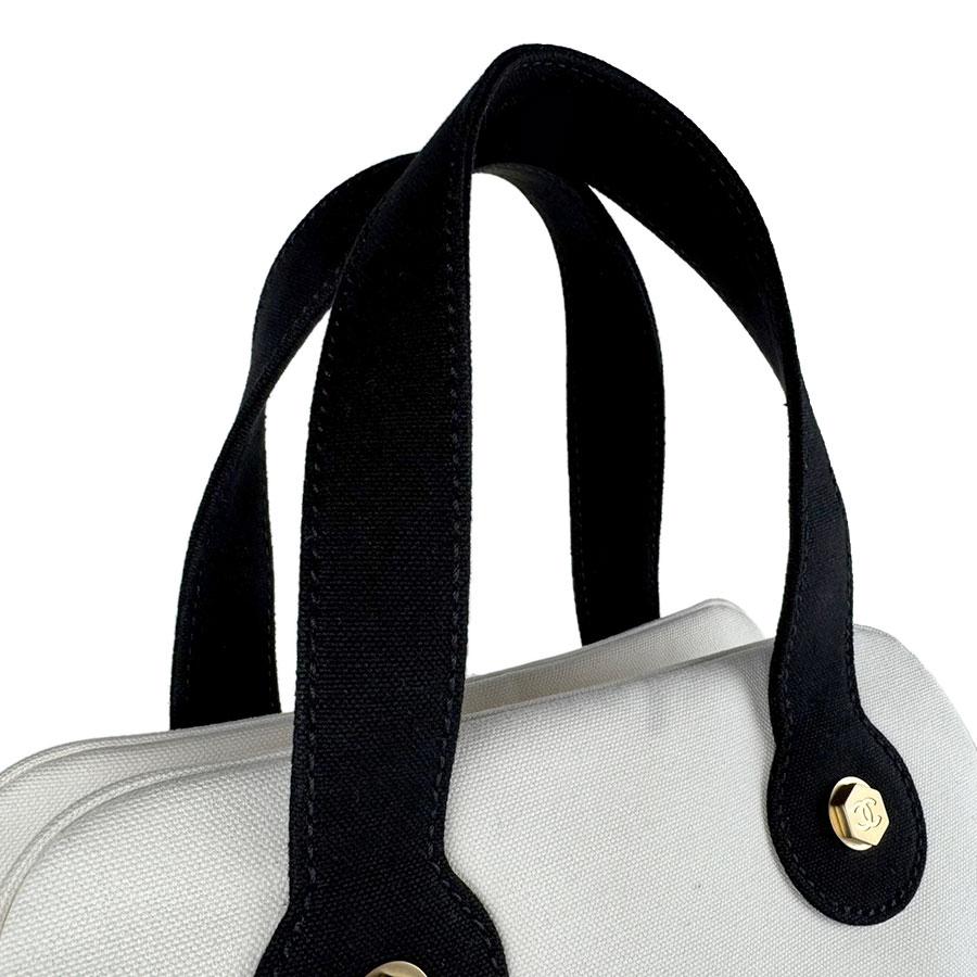 CHANEL ハンドバッグ レザー×キャンバス CHANEL（シャネル） ハンドバッグ キャンバス ブラック/ホワイト
