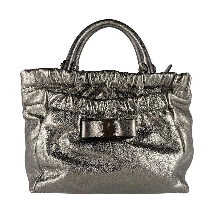 サルヴァトーレフェラガモ Salvatore Ferragamo ハンドバッグ