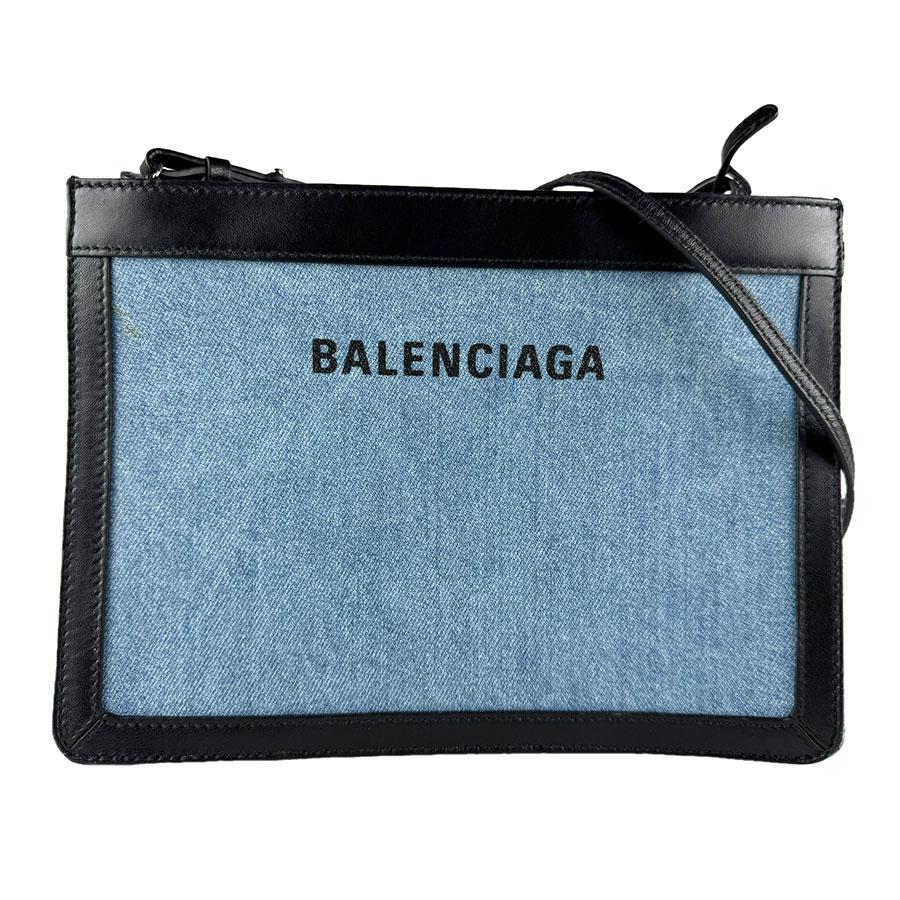 BALENCIAGA（バレンシアガ） ショルダーバッグ ネイビーポシェット