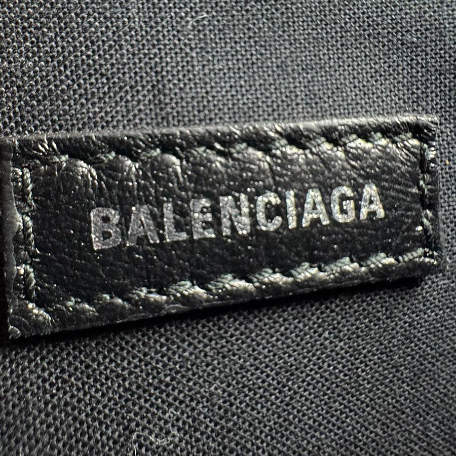 BALENCIAGA（バレンシアガ） ショルダーバッグ ネイビーポシェット