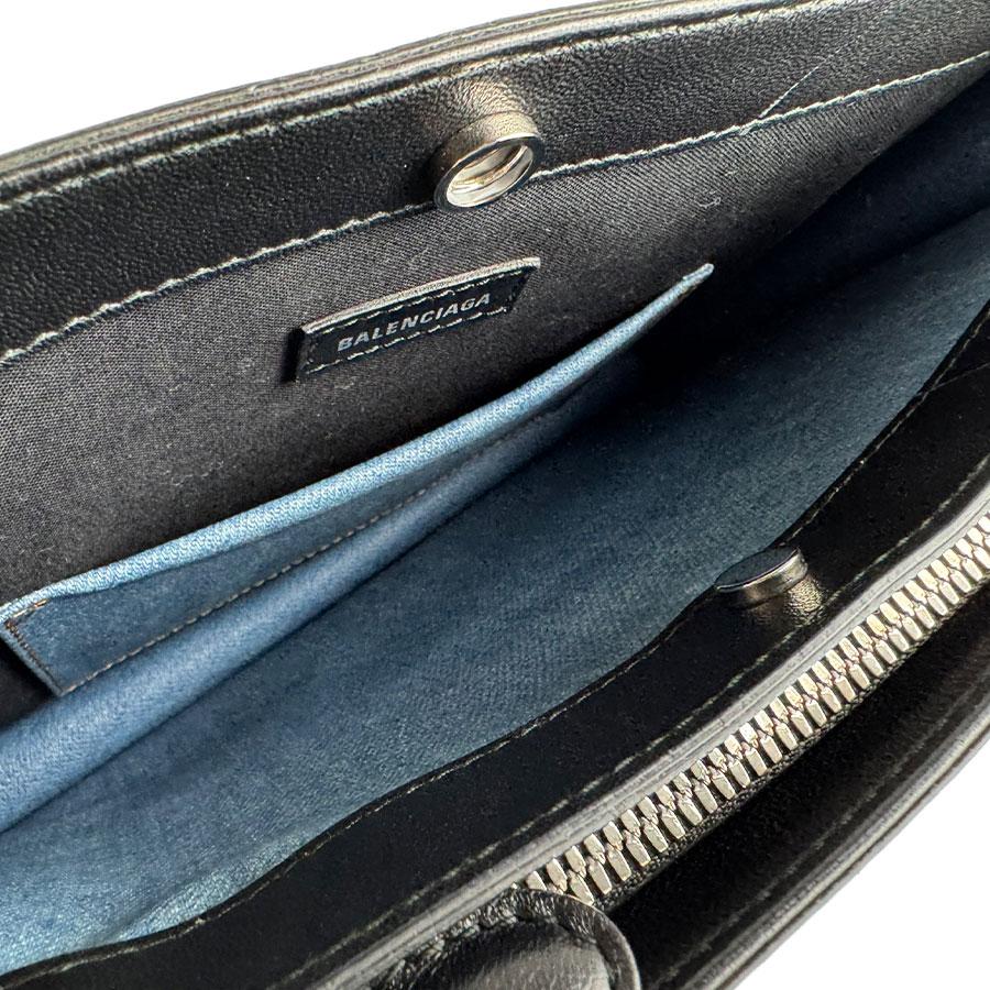 BALENCIAGA（バレンシアガ） ショルダーバッグ ネイビーポシェット