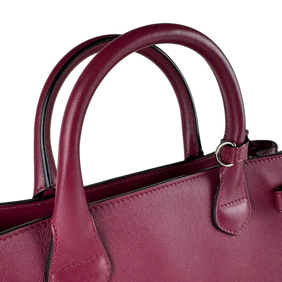 BURBERRY（バーバリー） ハンドバッグ ショルダーバッグ レザー ワイン