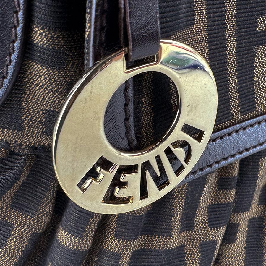 FENDI（フェンディ） ショルダーバッグ ズッカ ナイロンキャンバス