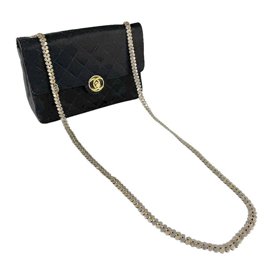 CHANEL（シャネル） ショルダーバッグ サテン ブラック : ブランド