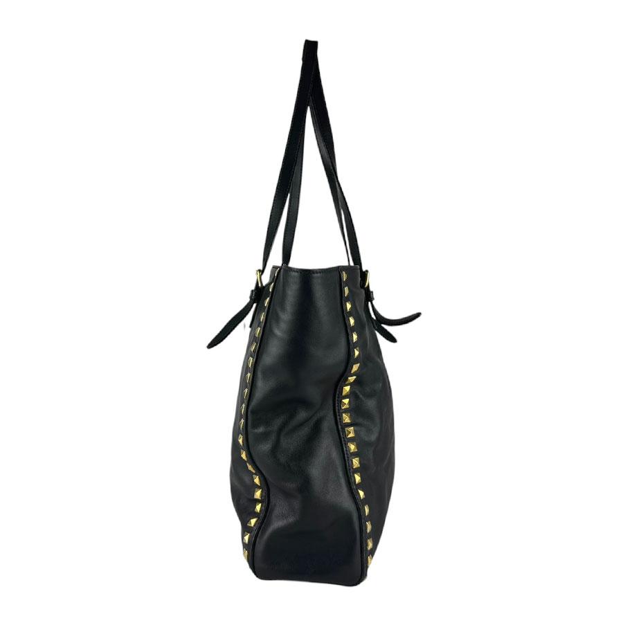 ミュウミュウ　ハンドバッグ　ショルダーバック　ブラック miu miu（ミュウミュウ） ショルダーバッグ レザー ブラック