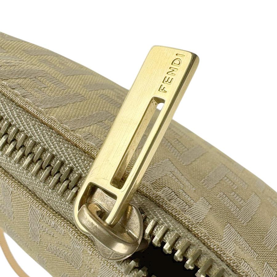 FENDI（フェンディ） ショルダーバッグ ズッキーノ ナイロンキャンバス