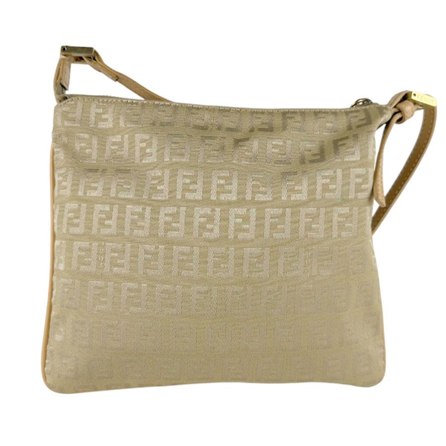 FENDI（フェンディ） ショルダーバッグ ズッキーノ ナイロンキャンバス