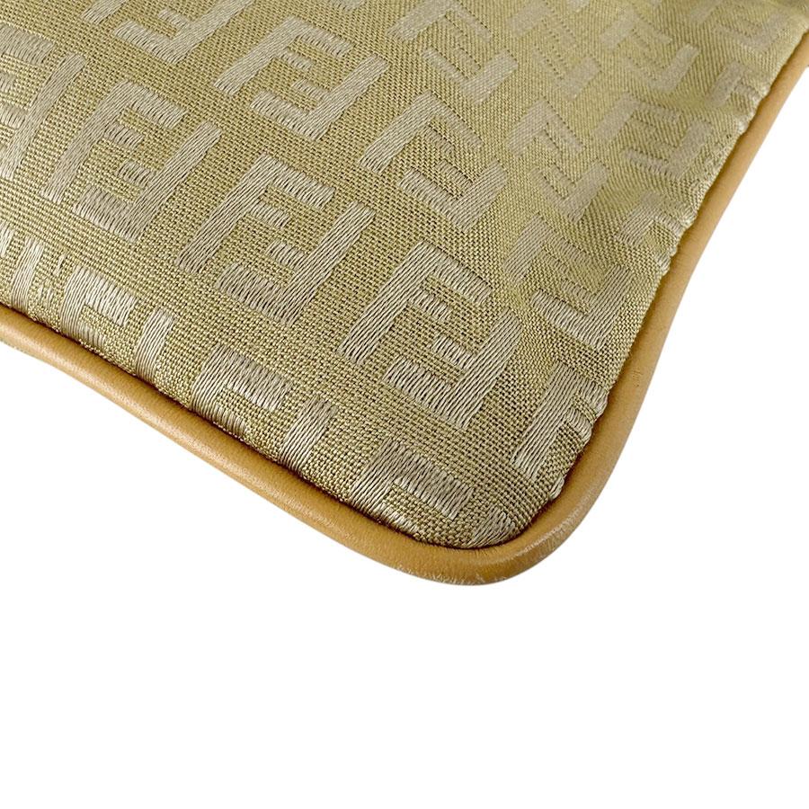 FENDI（フェンディ） ショルダーバッグ ズッキーノ ナイロンキャンバス