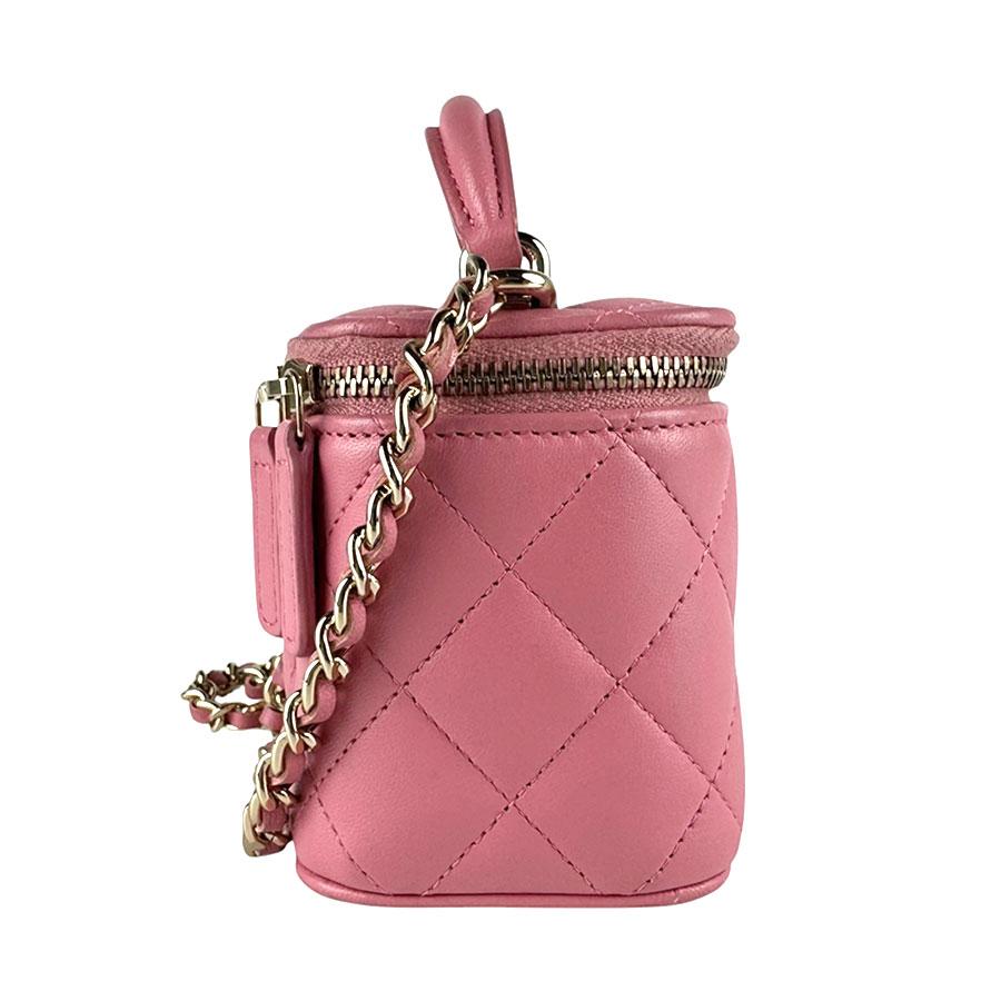 CHANEL（シャネル） ショルダーバッグ ラムスキン ピンク : ブランド