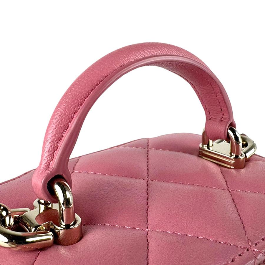 CHANEL（シャネル） ショルダーバッグ ラムスキン ピンク : ブランド