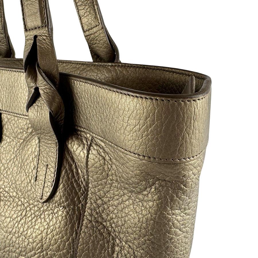 LOEWE（ロエベ） ハンドバッグ レザー ゴールド : ブランドバリュー