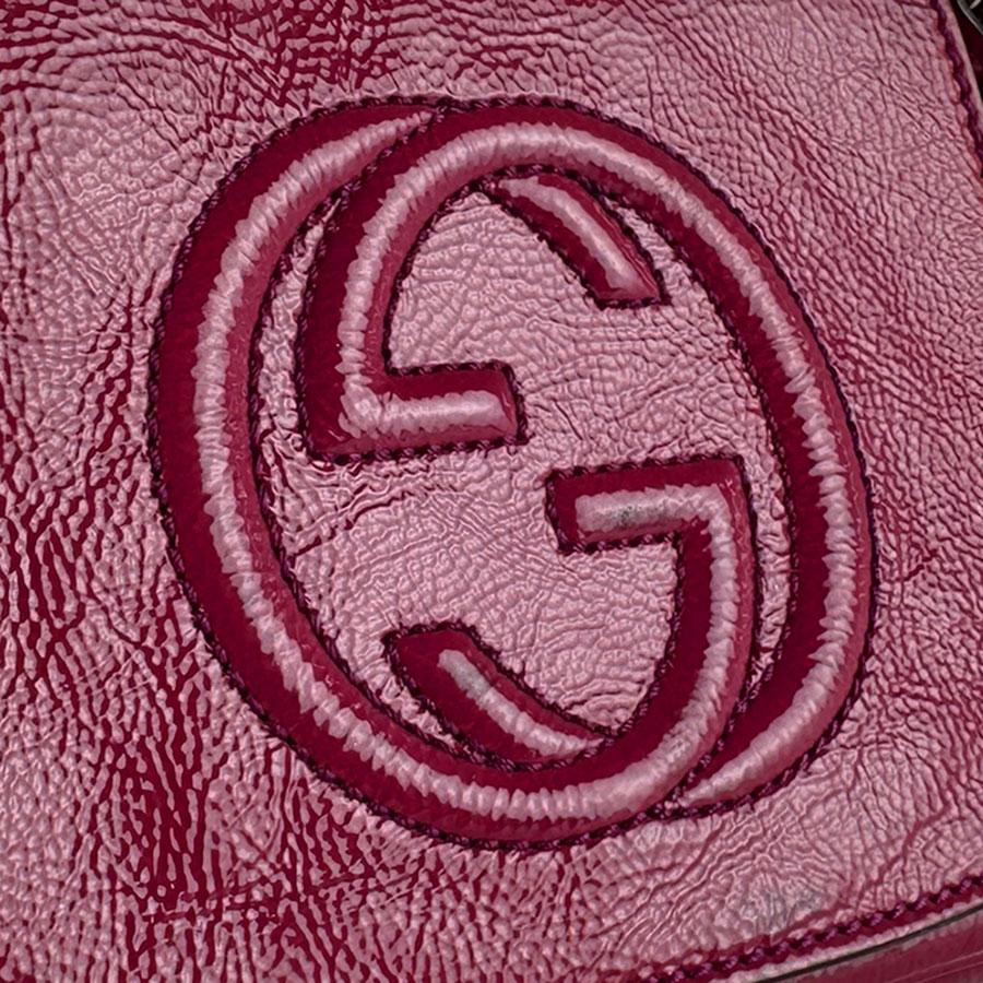 GUCCI（グッチ） ショルダーバッグ パテントレザー ピンク系