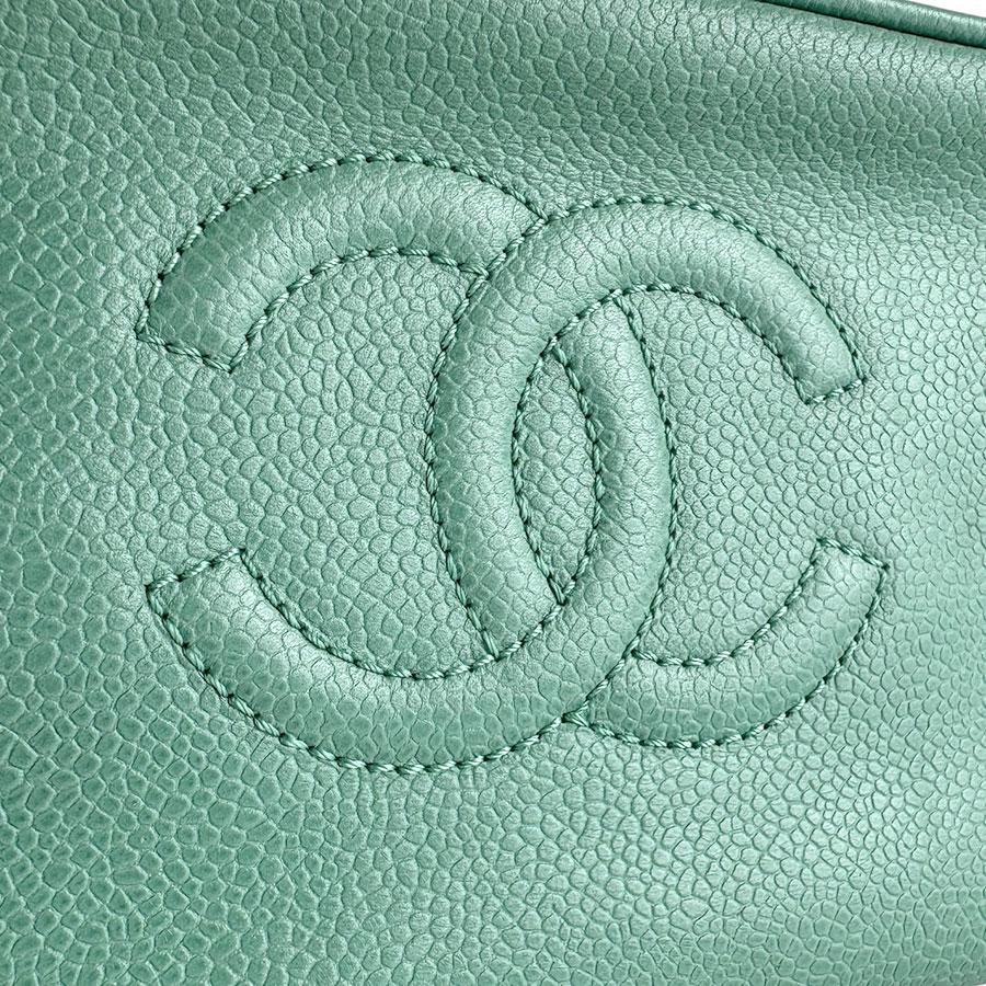 CHANEL（シャネル） ポーチ キャビアスキンレザー グリーン : ブランド