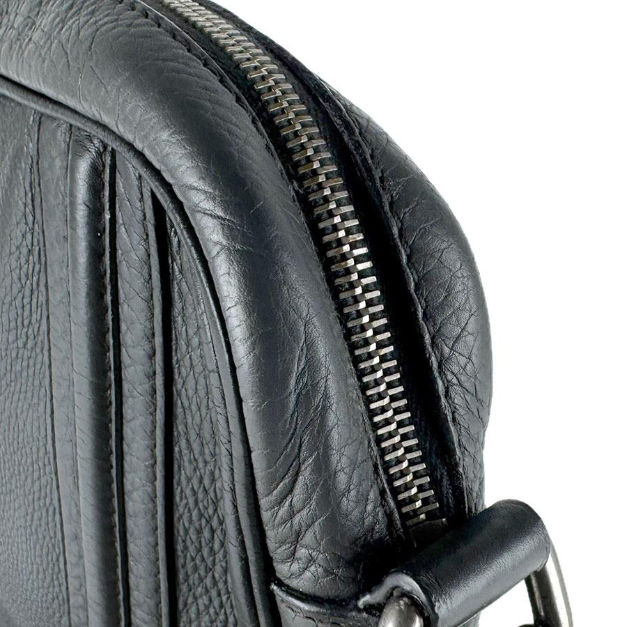GUCCI（グッチ） 斜め掛けショルダーバッグ レザー ダークグレー