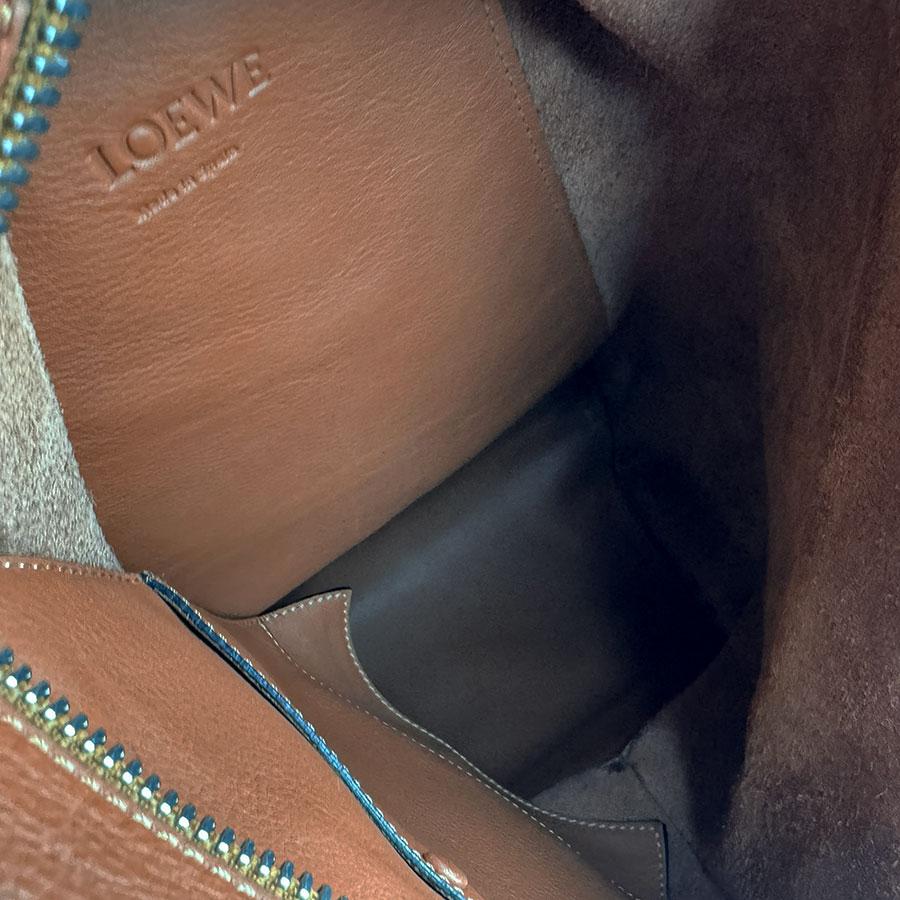 LOEWE（ロエベ） ボディバッグ アントン スリング レザー ブラウン