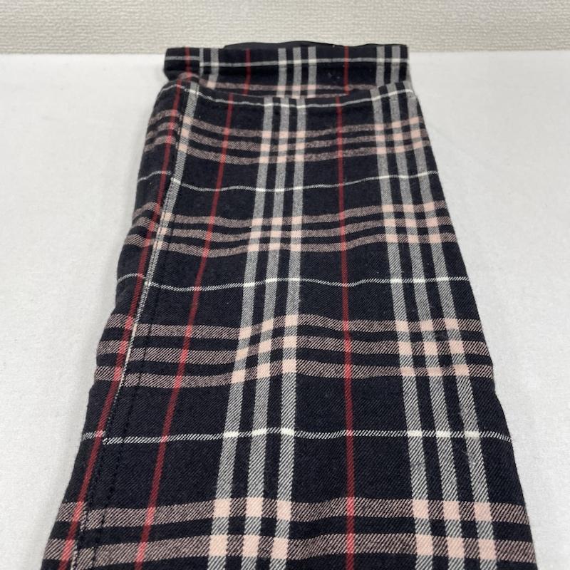バーバリー・ブルーレーベル ノバチェック パンツ フレア ホースロゴ