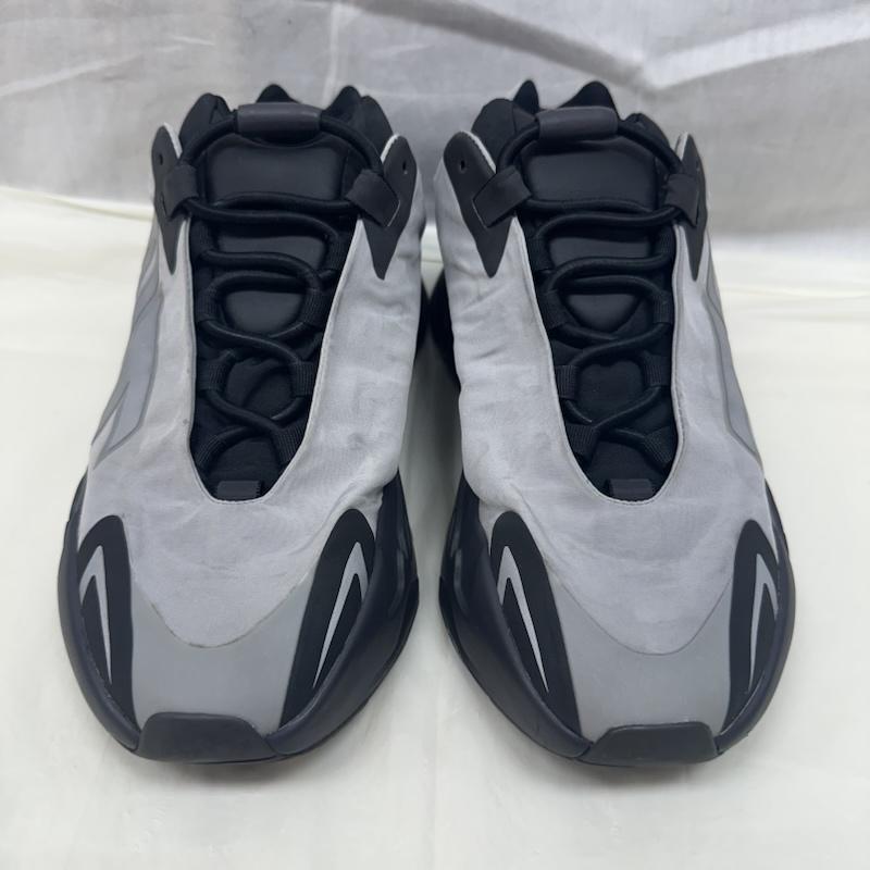 アディダス GW9524 YZY 700 MNVN YEEZY BOOST METALLIC Ye KANYE WEST 