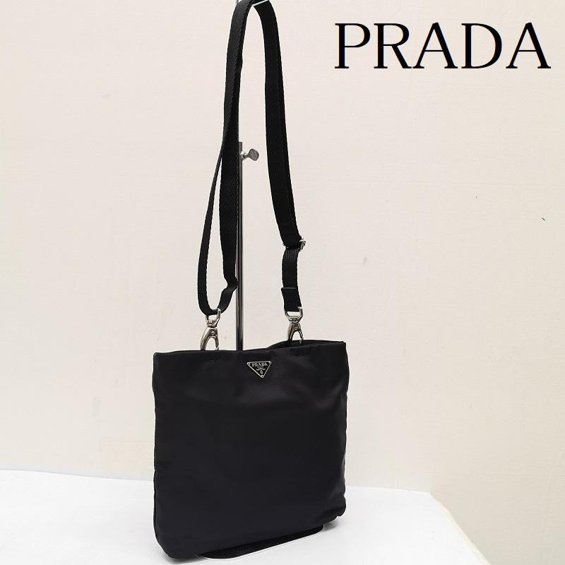 ✨人気✨プラダ　ショルダーバッグ　サコッシュ　ナイロン　黒　三角ロゴ　男女兼用 PRADA（プラダ） 三角ロゴプレート サコッシュ ショルダーバッグ