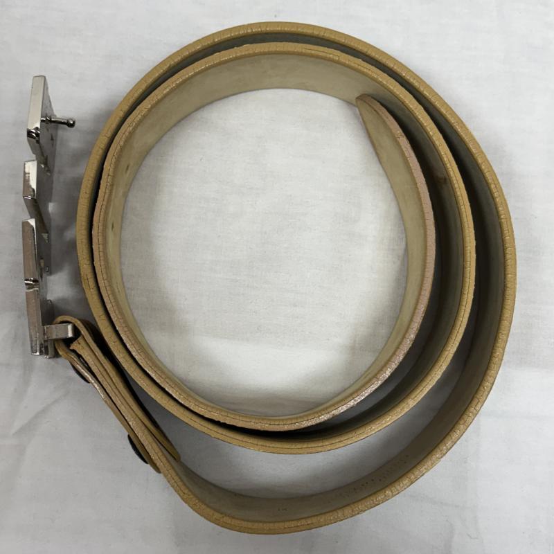 A BATHING APE（アベイシングエイプ） BAPE ロゴ バックル カモフラ