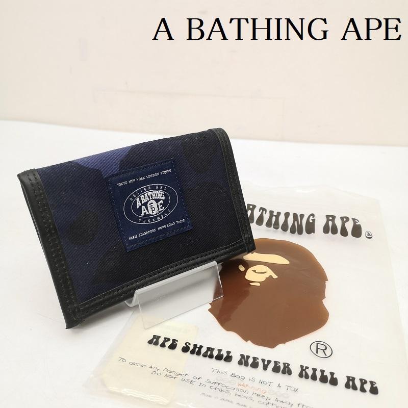 A BATHING APE（アベイシングエイプ） 迷彩 キャンバス 三つ折り 財布
