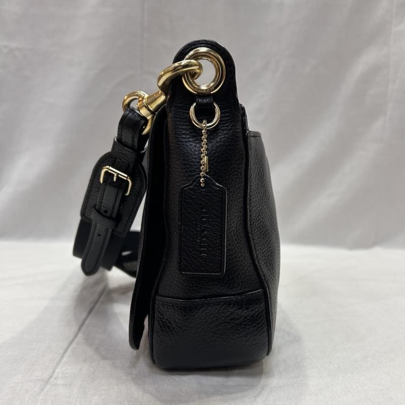 希少 美品 コーチ メッセンジャーバッグ ホースアンドキャリッジ 斜め掛け 黒 コーチ ホースアンドキャリッジ 馬車 斜め掛けショルダー レザーバッグ