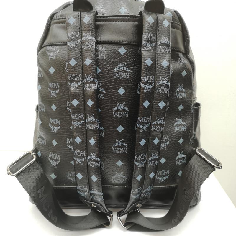 MCM（エムシーエム） ヴィセトス スタッズ リュックサック バック