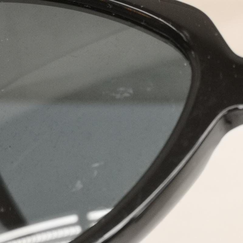 ルイヴィトン LVエスケイプ スクエア Z1496E 53□22 145 サングラス