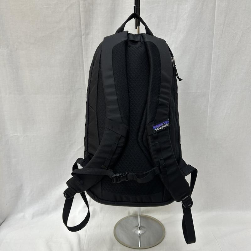 patagonia Atom Pack 18L 黒 リュック パタゴニア Atom Pack 18L 