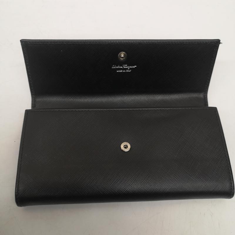 FERRAGAMO（フェラガモ） Salvatore Ferragamo ガンチーニ 財布 長財布 
