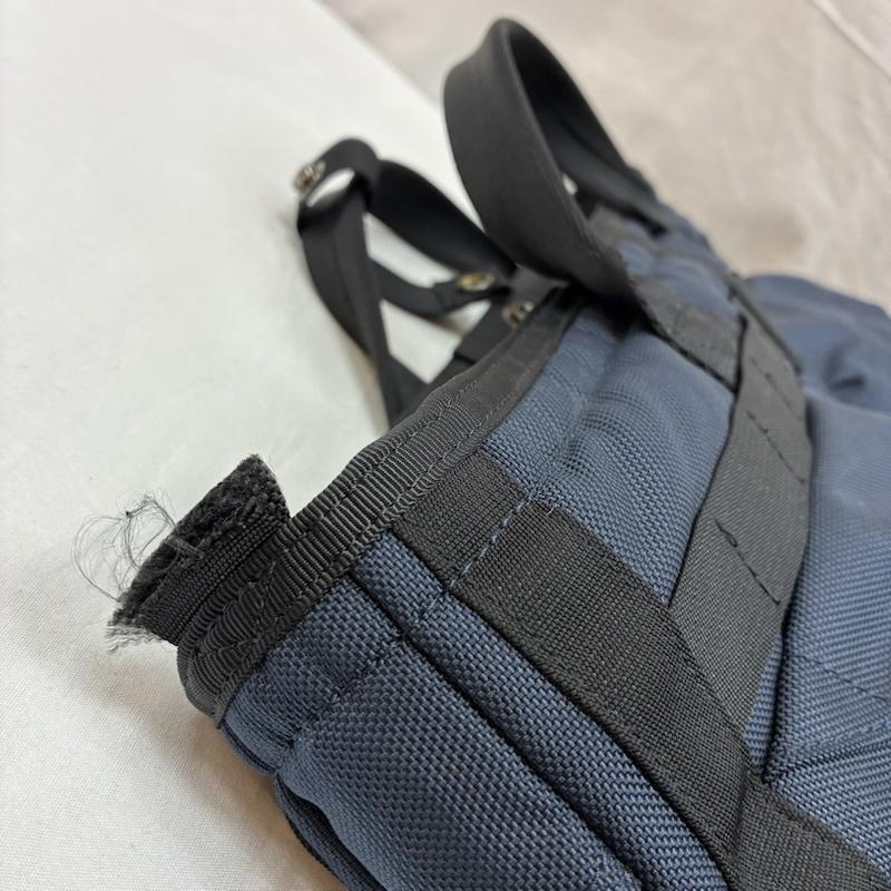 ブリーフィング BEAMS PLUS 別注 COCKPIT BAG コックピット ヘルメットバッグ PC A4収納 - 50153402 50153402の画像