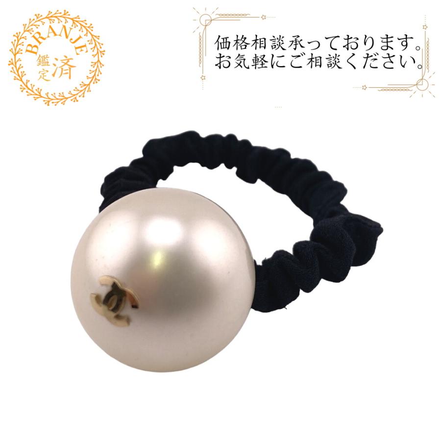 CHANEL/シャネル  ココマーク ヘアゴム F21V フェイクパール  GP ヘアアクセサリー ブラック レディース ブランド CHANEL（シャネル） ココマーク ヘアゴム F21V フェイクパール GP ヘア
