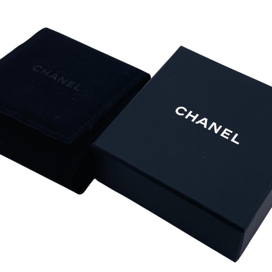 CHANEL（シャネル） ココマーク No.5 A22S ピアス ホワイト レディース 
