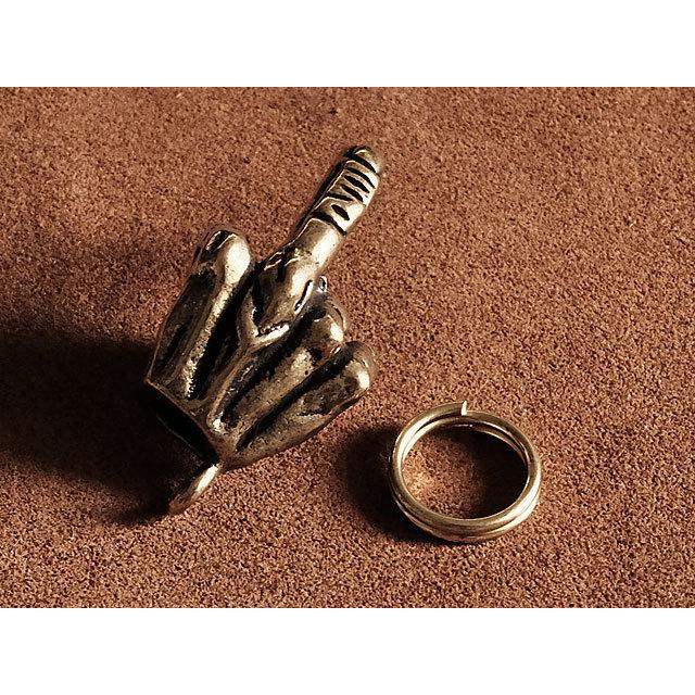 真鍮 キーホルダー（中指）挑発 拳 アメリカ ブラス キーチェーン