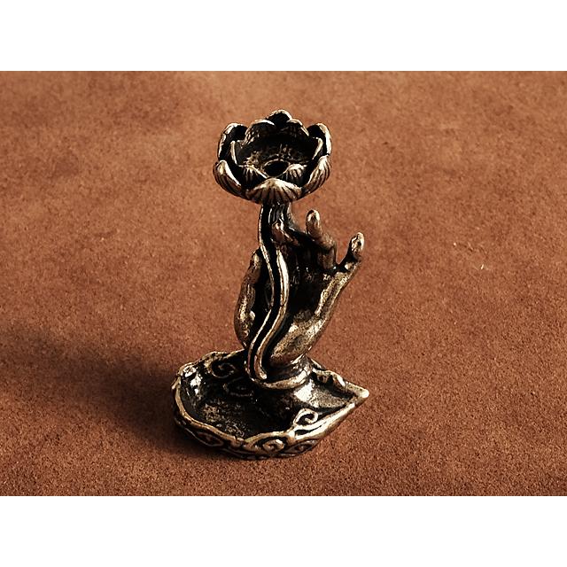 真鍮 香炉（睡蓮）お香立て コーン 蓮の花 観世音菩薩 お香台