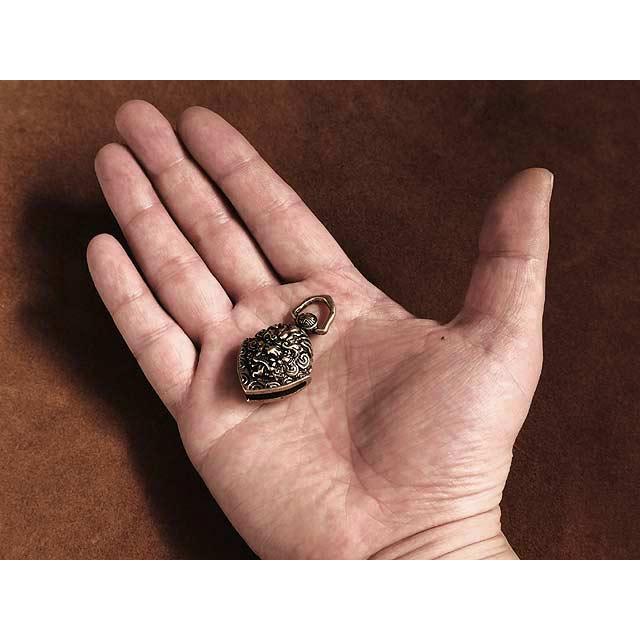 真鍮 ペンダントトップ（獅子） 動物 チャーム ネックレス キーリング