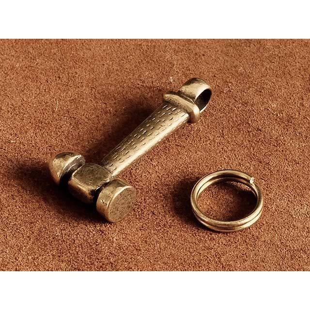 真鍮 キーホルダー（ハンマー） 金槌 カナヅチ トンカチ とんかち