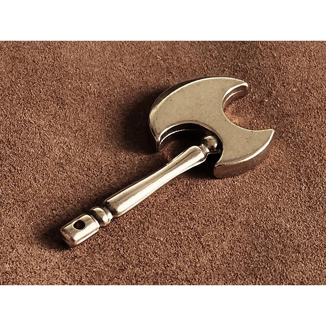 チェーン付き 真鍮 キーホルダー（斧）ブラス 鉞 手斧 アックス 武器 ゴールド チャーム キーチェーン ネックレス ペンダントトップ