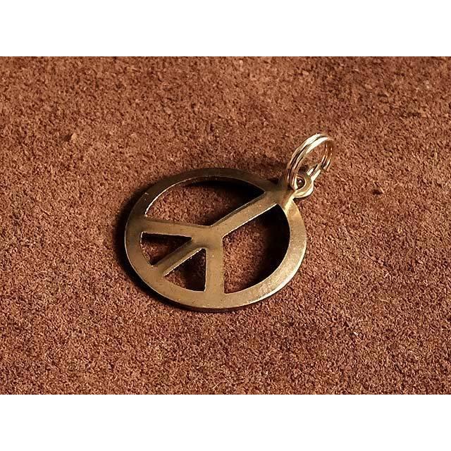極小二重リング付き 真鍮チャーム（ピースマーク）シンボル 平和 反戦