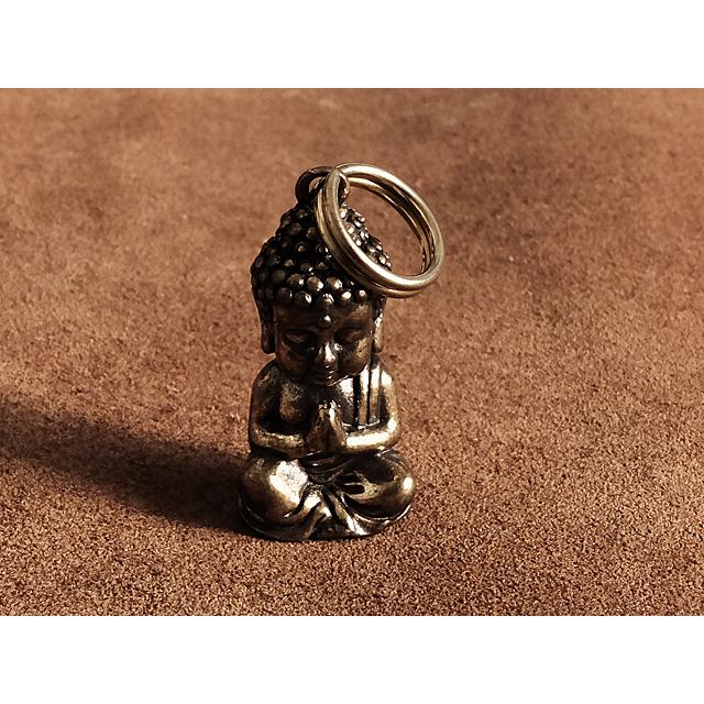 真鍮 仏像キーホルダー（キャラクター風）仏 ブラス ゴールド