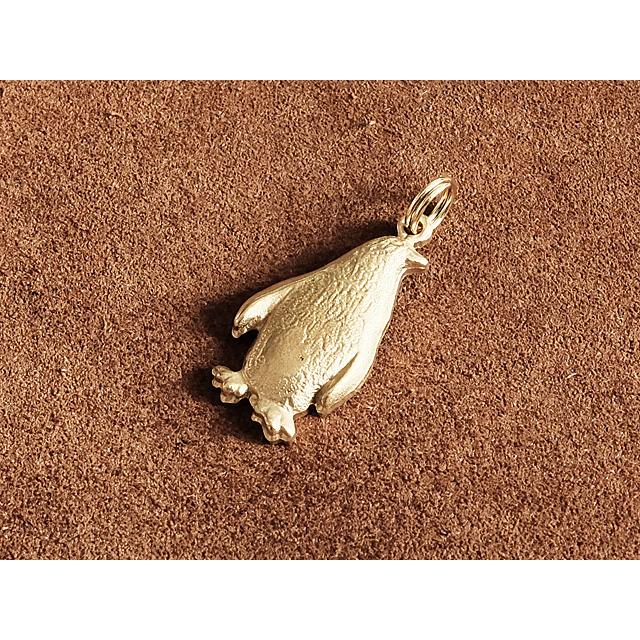 極小二重リング付き 真鍮チャーム（ペンギン）ぺんぎん 動物 アニマル