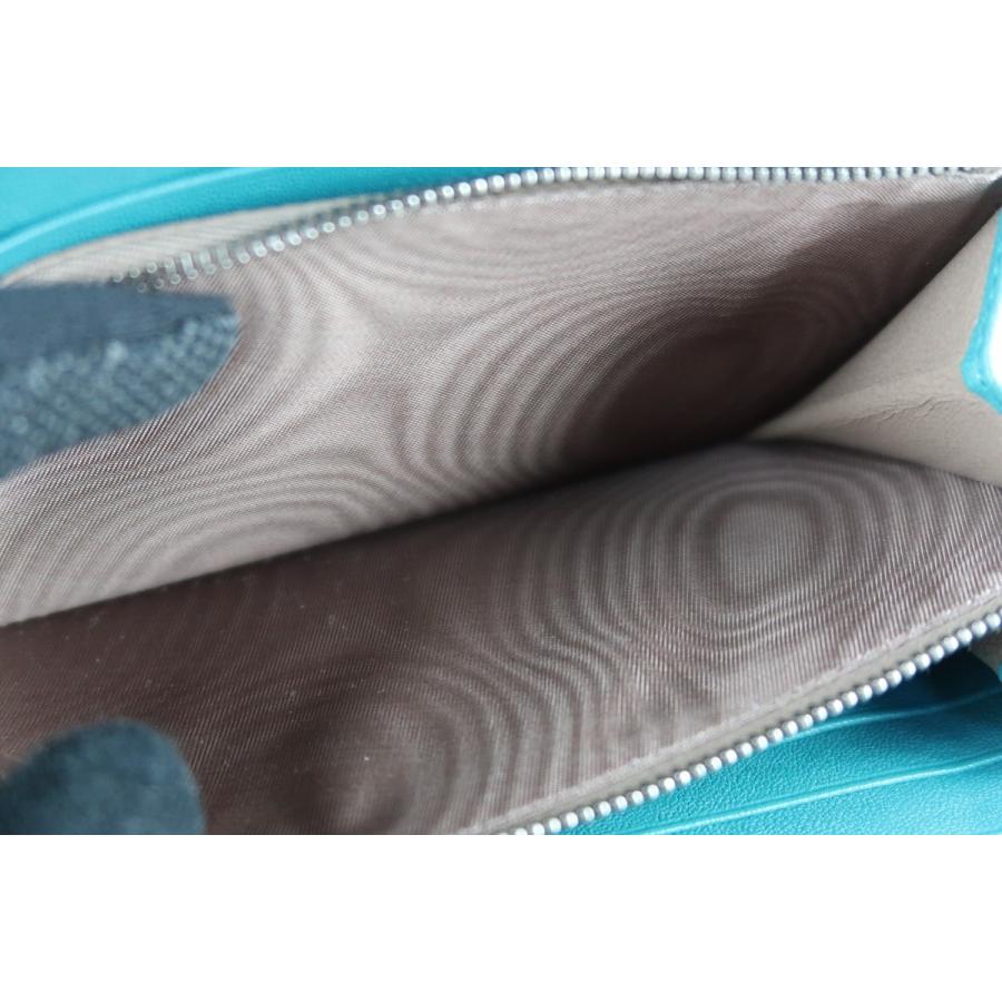 【新品同様・未使用】BOTTEGAVENETA ボッテガヴェネタ イントレチャート ラウンドファスナー 長財布 ブルー系【HJ37】