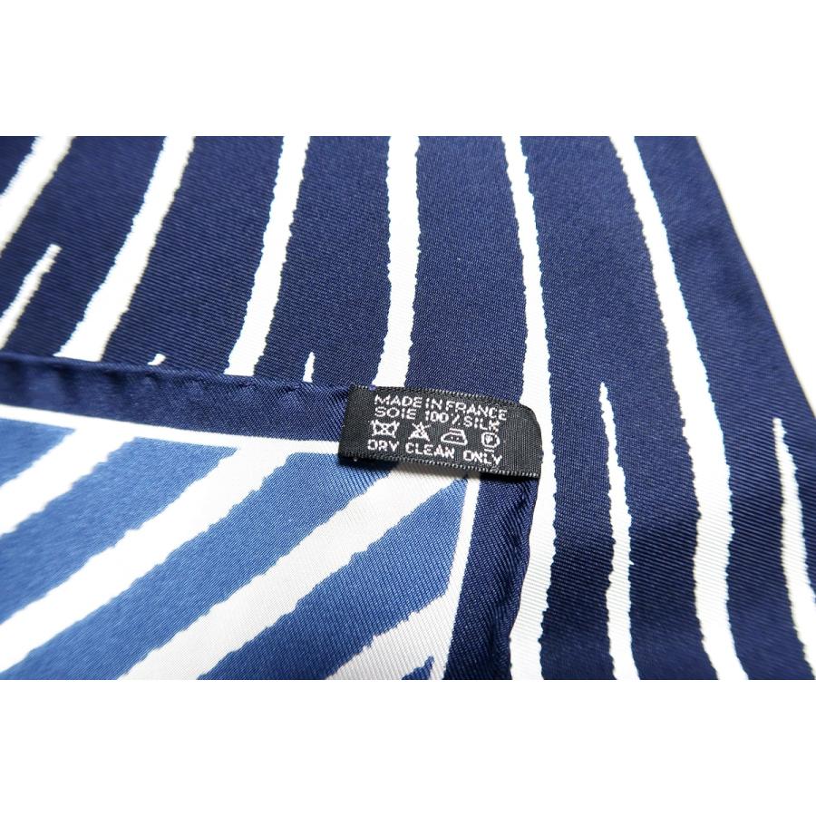 HERMES（エルメス） 【新品同様・未使用】HERMES スカーフ カレ 太陽柄