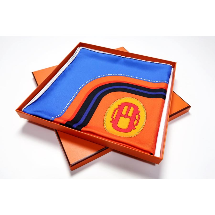 HERMES 【新品同様・未使用】HERMES エルメス スカーフ カレ