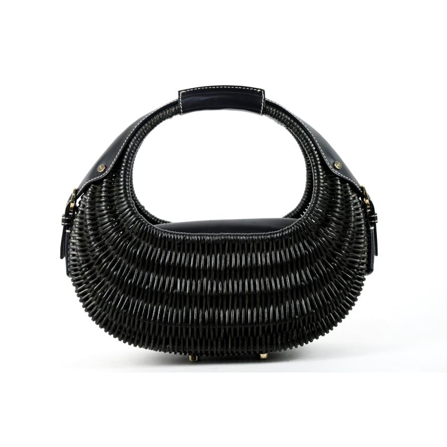 mmczo ❣️ フェラガモのカゴバッグ　ブラック mmczo ❣️ フェラガモのカゴバッグ ブラック 2025年最新