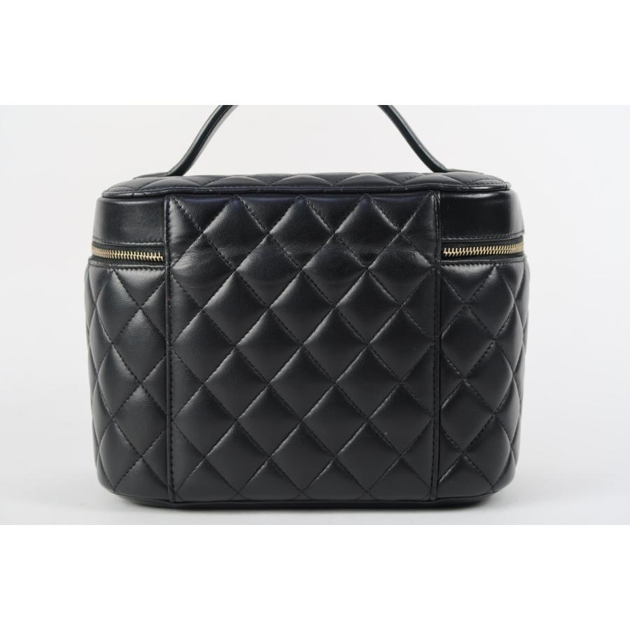 CHANEL（シャネル） 【超美品】CHANEL ラムスキン バニティ
