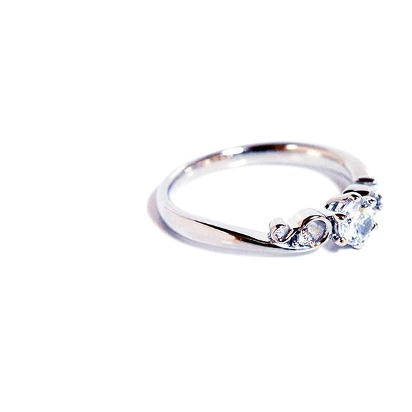 免税 ハードプラチナ　ダイヤモンドリングアラベスクティアラ　エンゲージリング　ブライダル　婚約指輪　pt950 HARD PLATINUM DIAMOND