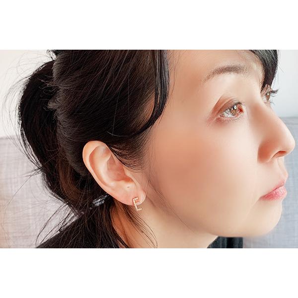 Eダイヤモンド イニシャル スタッドピアス K18YGイエローゴールド0.5 